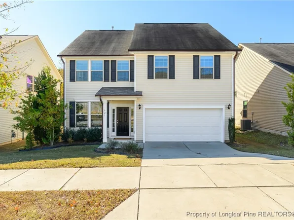 921 Stable Fern Dr, Fuquay Varina, NC 27526