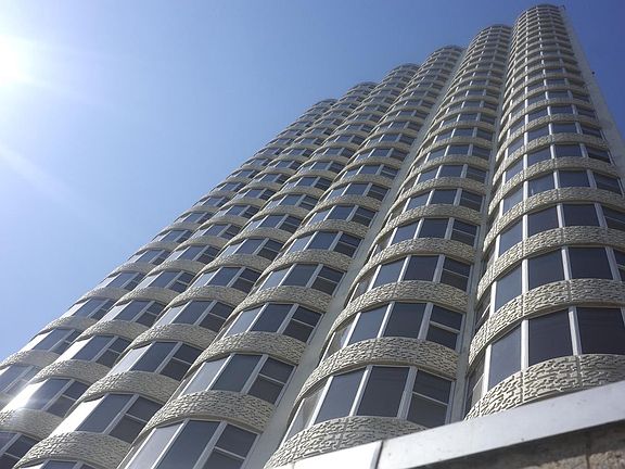 3rd image of 2525 S Shore DRIVE #1D