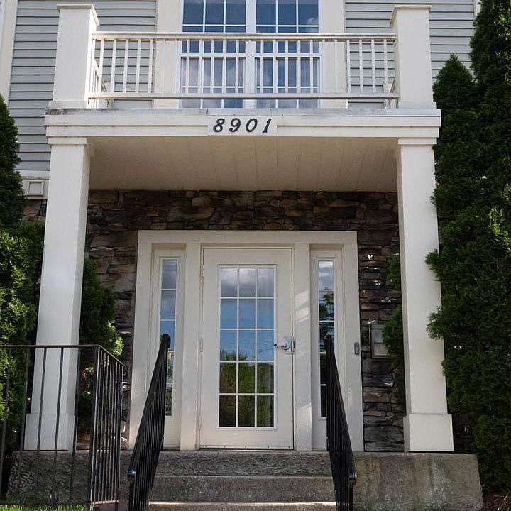 1st image of 8901 Stone Creek Pl APT 101