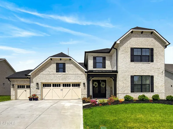 12633 Red Poppy Dr, Knoxville, TN 37934