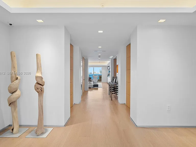 4921 Fisher Island Dr #4921 — Photo 32