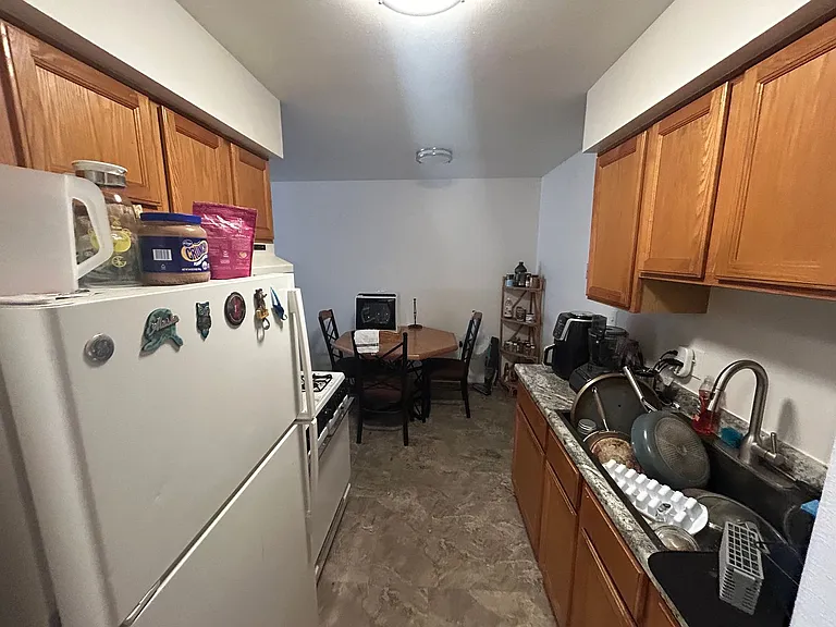 1216 Memorial Dr — Photo 12