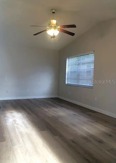 2 bed, 1.0 bath, 765 sqft, $1,395 — Photo 3
