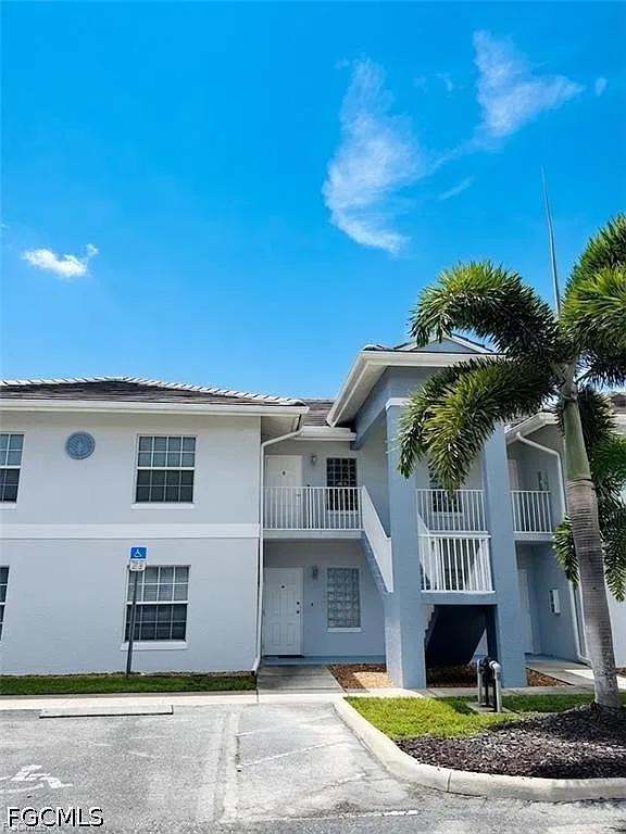 8546 Bernwood Cove Loop — Photo 1
