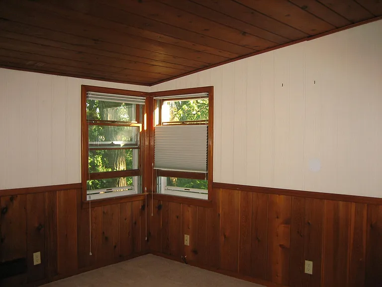 2541 Burnham Rd — Photo 9