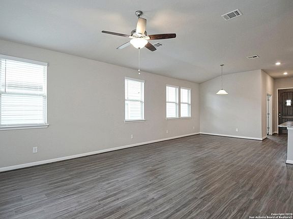 5th image of 4934 Oxbow Bend