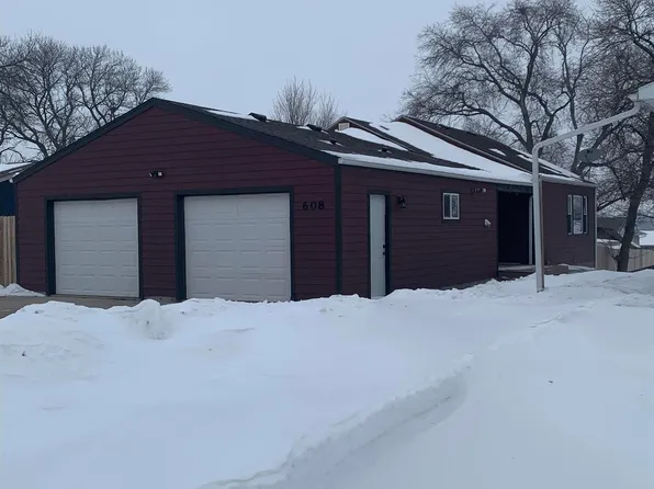 608 W 2nd St #10, Dell Rapids, SD 57022