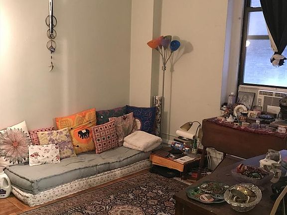 2nd image of 203 W 54th St #1F