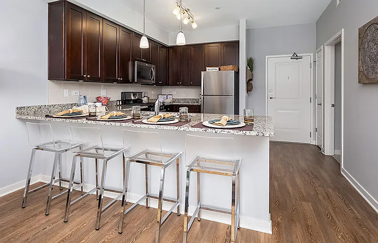 The Residences of Orland Park Crossing — Photo 30