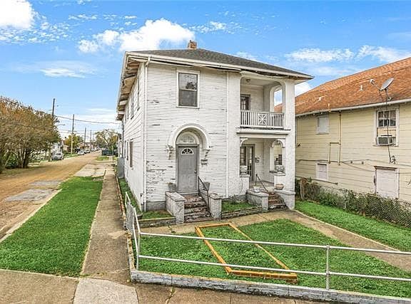 2nd image of 4700-4702 Pontchartrain Blvd