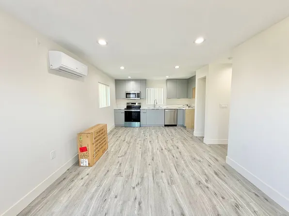 1323 W 91st St, Los Angeles, CA 90044