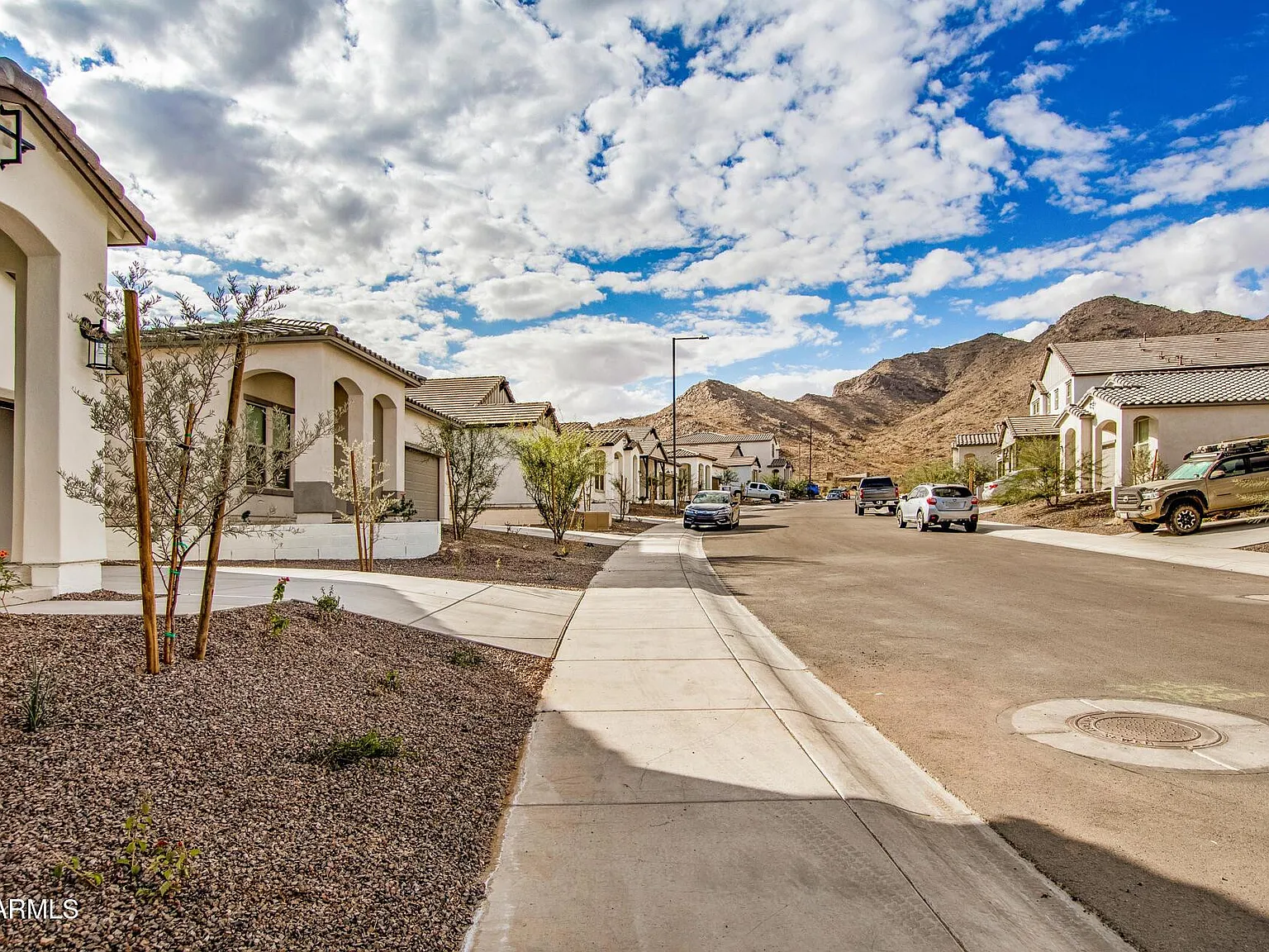 4 bed, 2.5 bath, 1900 sqft, $2,495 — Photo 4
