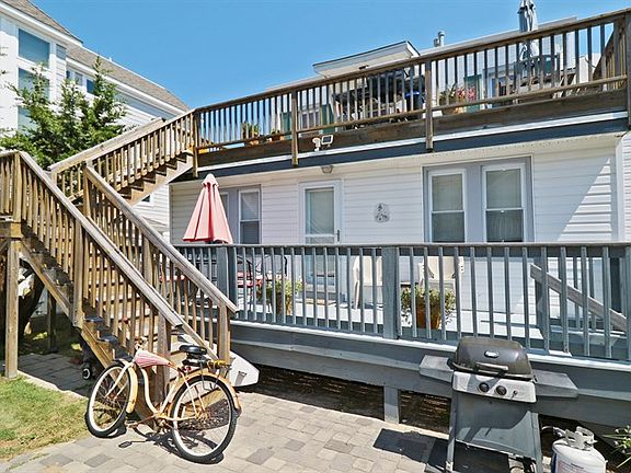 5th image of 322 Berkeley Ave #2