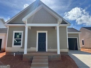 108 Lenox Cir, Lagrange, GA 30241