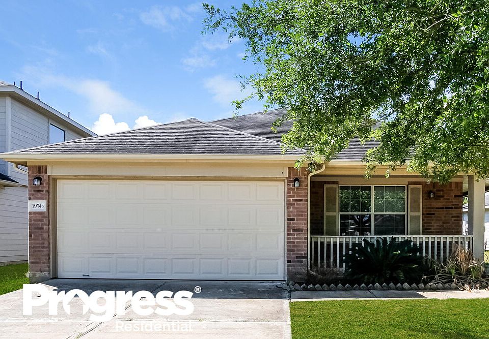 1st image of 19743 Cozy Cabbin Dr