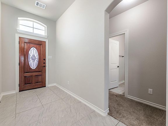 4th image of 2307 Brett Ct