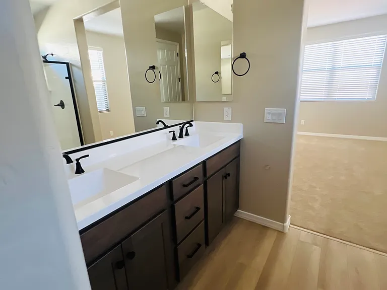 946 W Macaw Dr — Photo 15