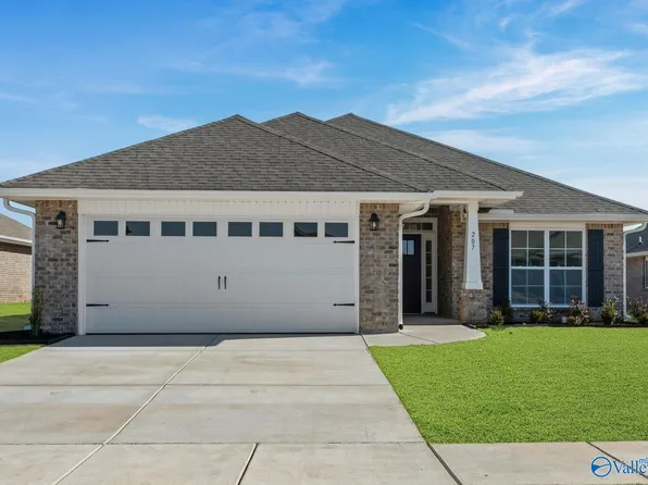 207 Gwinnett Dr, Madison, AL 35756
