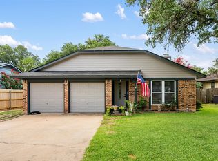 7805 Wakefield Dr, Austin, TX 78749