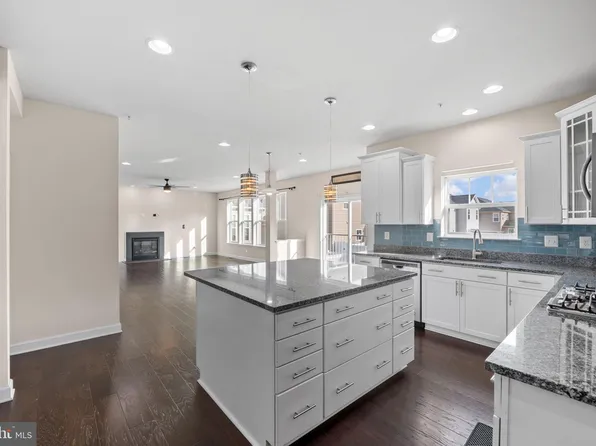 803 Holden Rd, Frederick, MD 21701