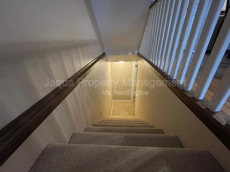 2591 Stratford Dr — Photo 13
