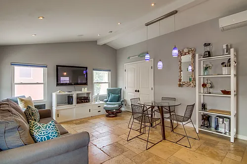 2715 Strandway Photo 1