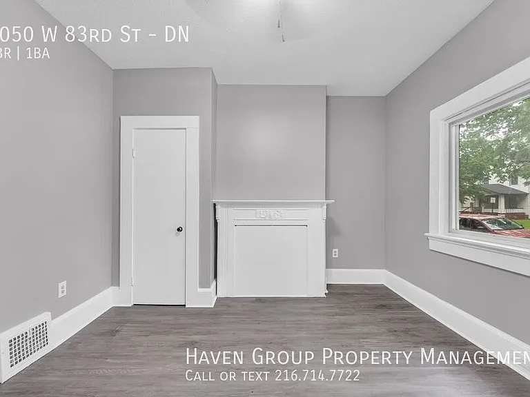 2050 W 83rd St #DN — Photo 11