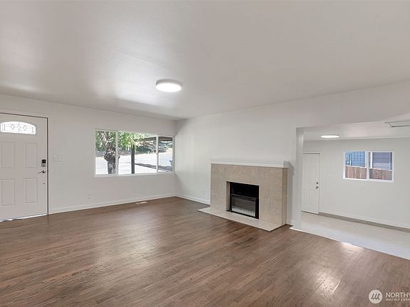 4th image of 11229 29th Avenue SW