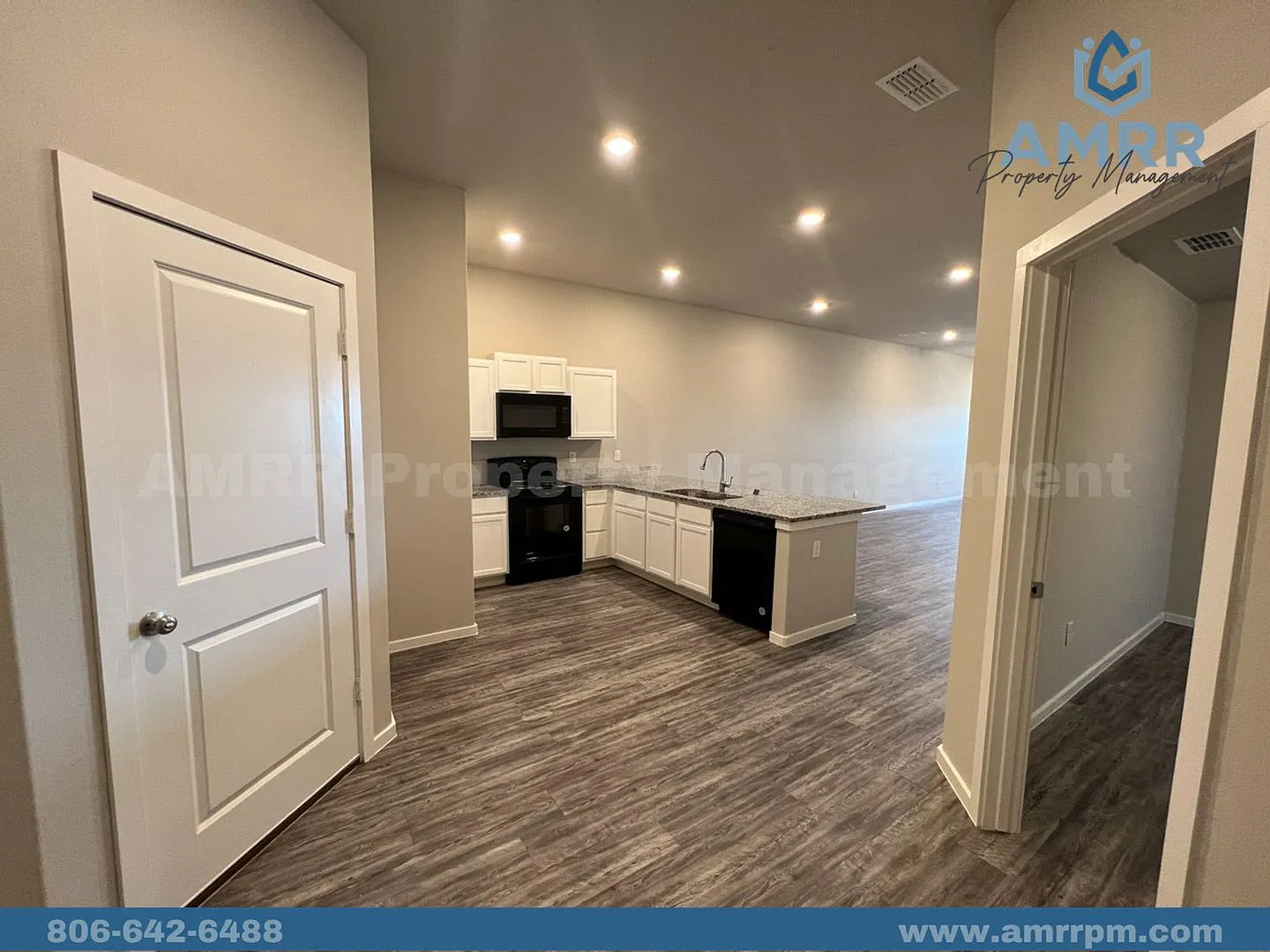 Cypress - 2125 N Texas Avenue — Photo 2