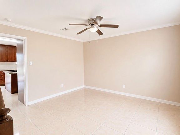 4th image of 11630 Sageglen Dr