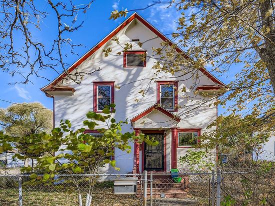 2501 16th Ave S, Minneapolis, MN 55404