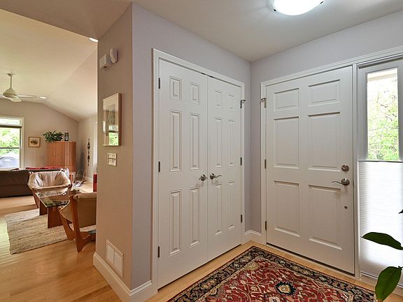 4th image of 6707 N Green Bay Ave #8