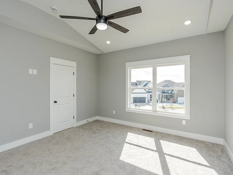 2514 Spring Leaf Ct — Photo 8