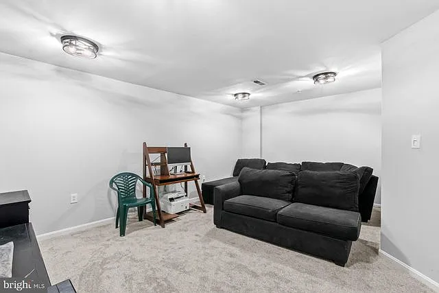 1753 Tobias Dr SE — Photo 18