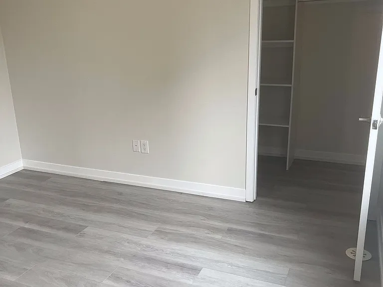 70 Orchid Place Dr #2 — Photo 9