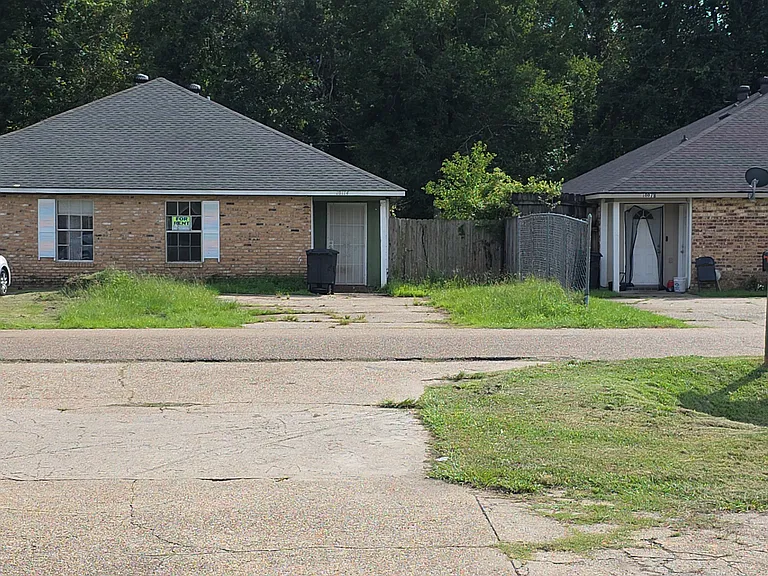10134 El Scott Ave — Photo 2