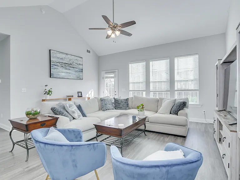 868 Williford Run Dr — Photo 15