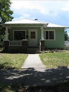 2nd image of 734 Woodford St