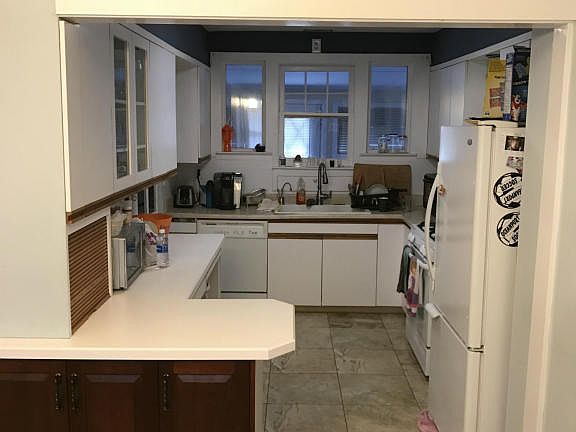 4th image of 502 Branchport Ave