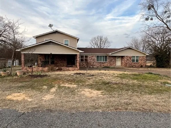 105 Frederick Loop, Paris, AR 72855