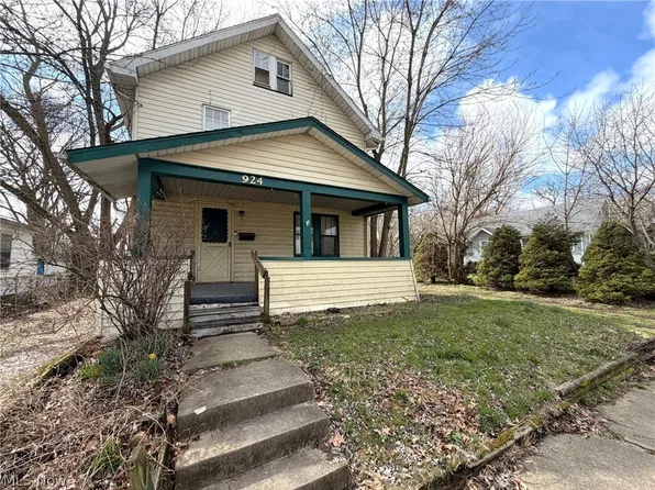 924 Concord Ave, Akron, OH 44306