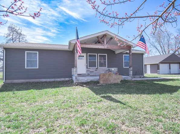 613 E Bard St, Crothersville, IN 47229