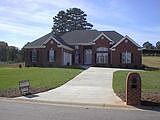 2nd image of 636 Chesterfield Rd