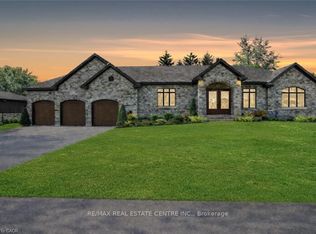 12 Albert St E, Woolwich, ON N0B 2N0