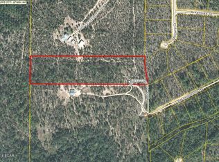 1017 Battleground Ave, Alford, FL 32420