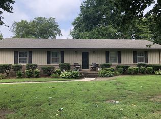 221 Fairfield Dr, Dyersburg, TN 38024