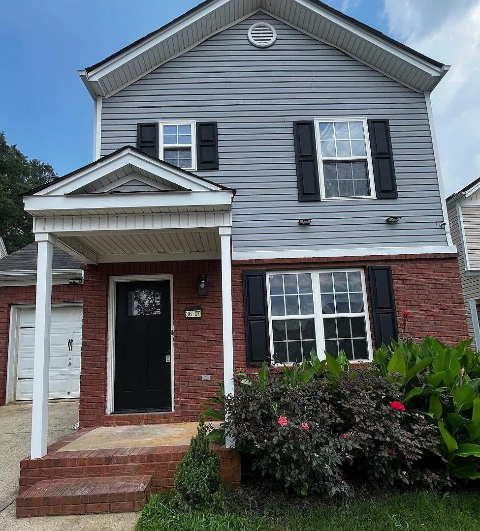 38 Middleton Ct — Photo 2