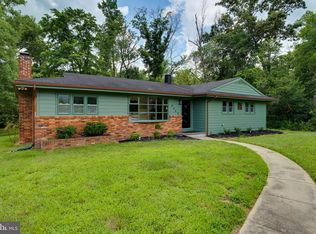 8003 Croom Rd, Upper Marlboro, MD 20772