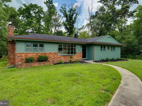 8003 Croom Rd, Upper Marlboro, MD 20772