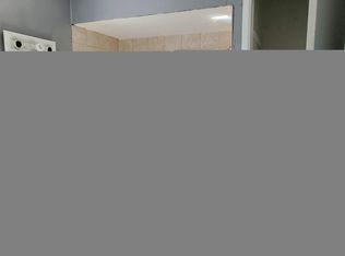 113 Lyon St #2R, Paterson, NJ